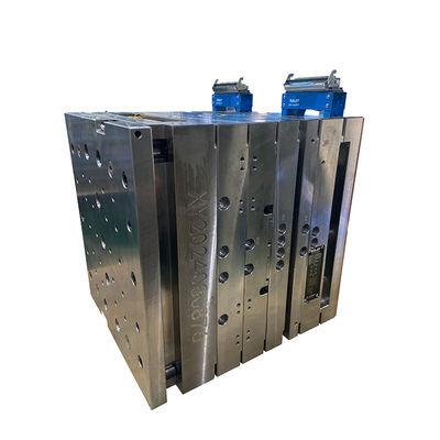 أدوات الفولاذ والصقاق بالحقن من صياغة الزائدة CNC EDM ورشة عمل خالية من الغبار